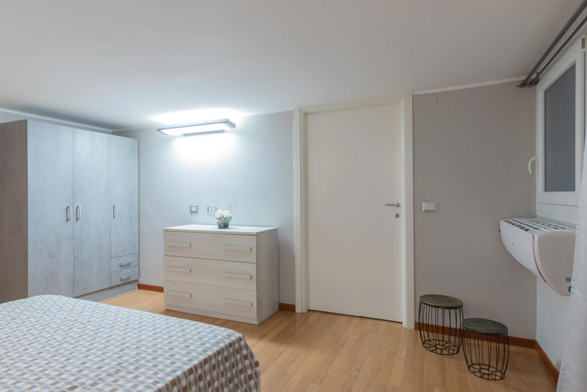 2 Suite Con 2 Bagni Privati - De Angeli Suites Milano Eksteriør billede